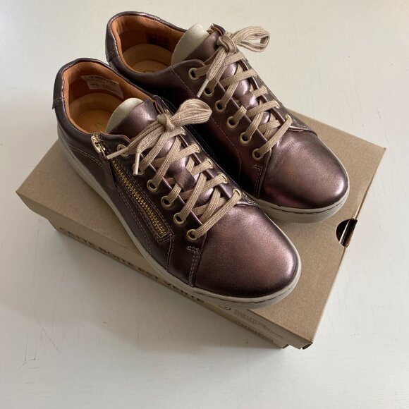 NIB NEW Clark's Women's Nalle Lace Up Leather Sneaker Bronze Metallic Sz 7 - Picture 4 of 6
